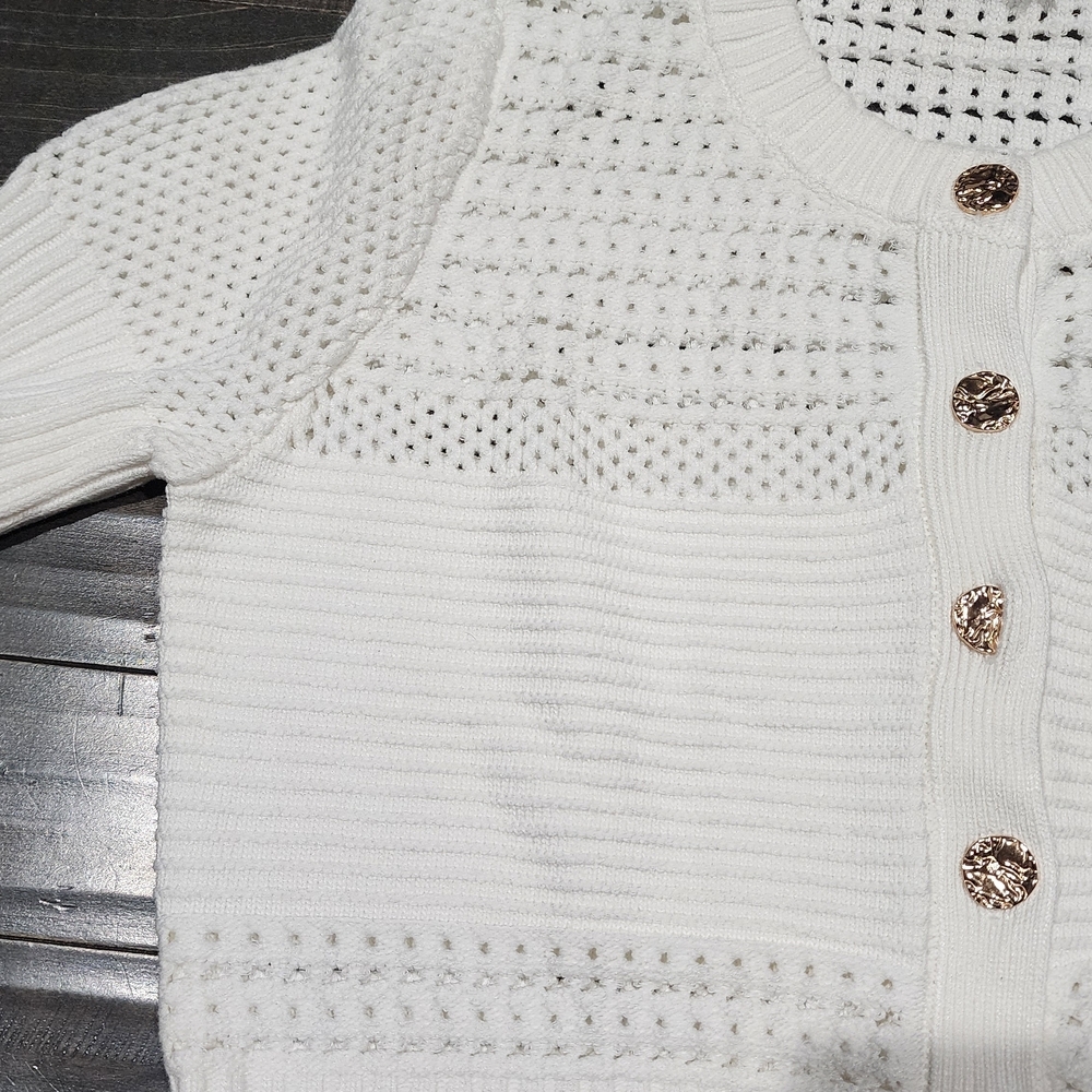 White Cropped Knit Button-Front Cardigan - Picture 4 of 5